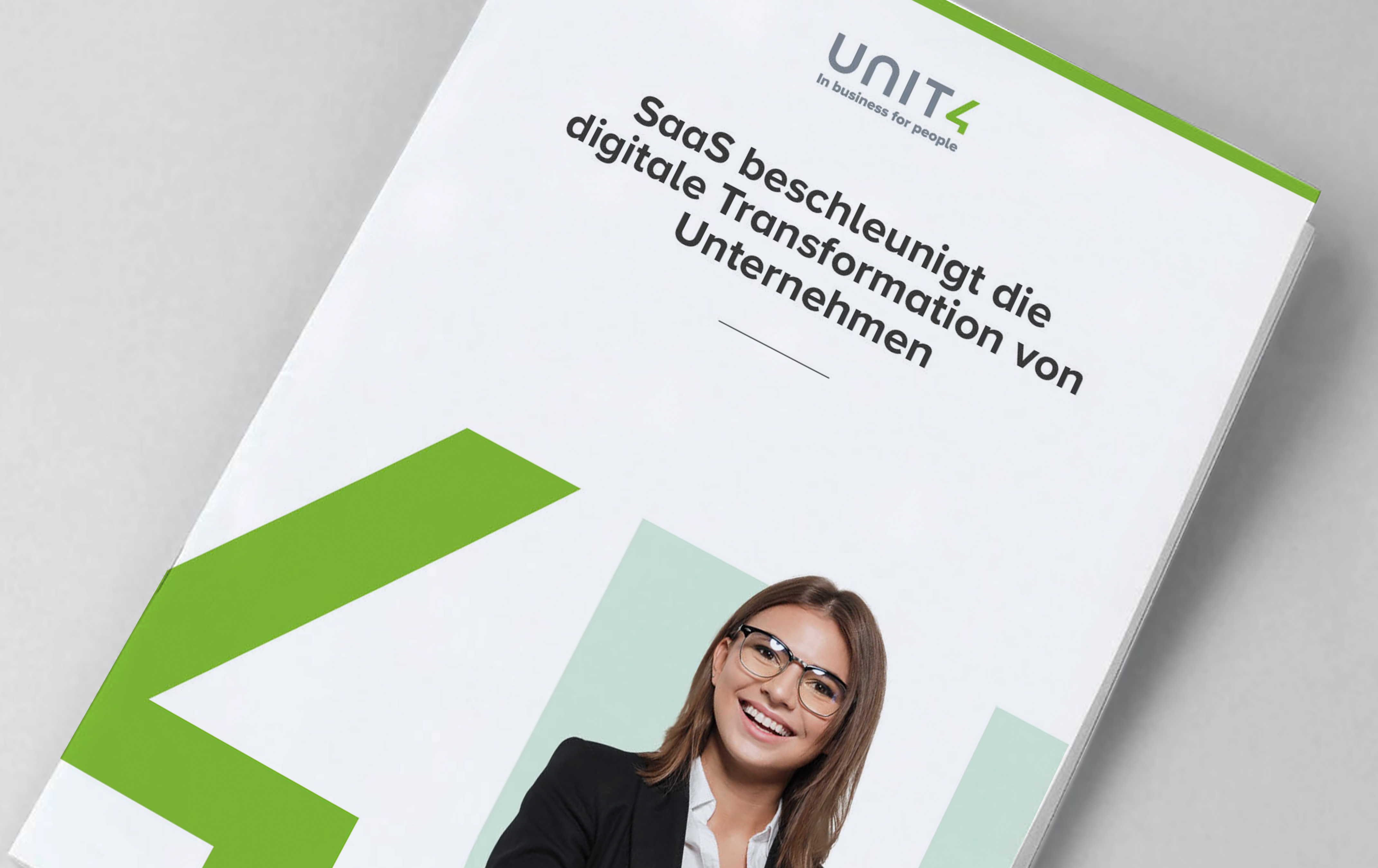 Titelbild für das Whitepaper „SaaS beschleunigt die digitale Transformation von Unternehmen“