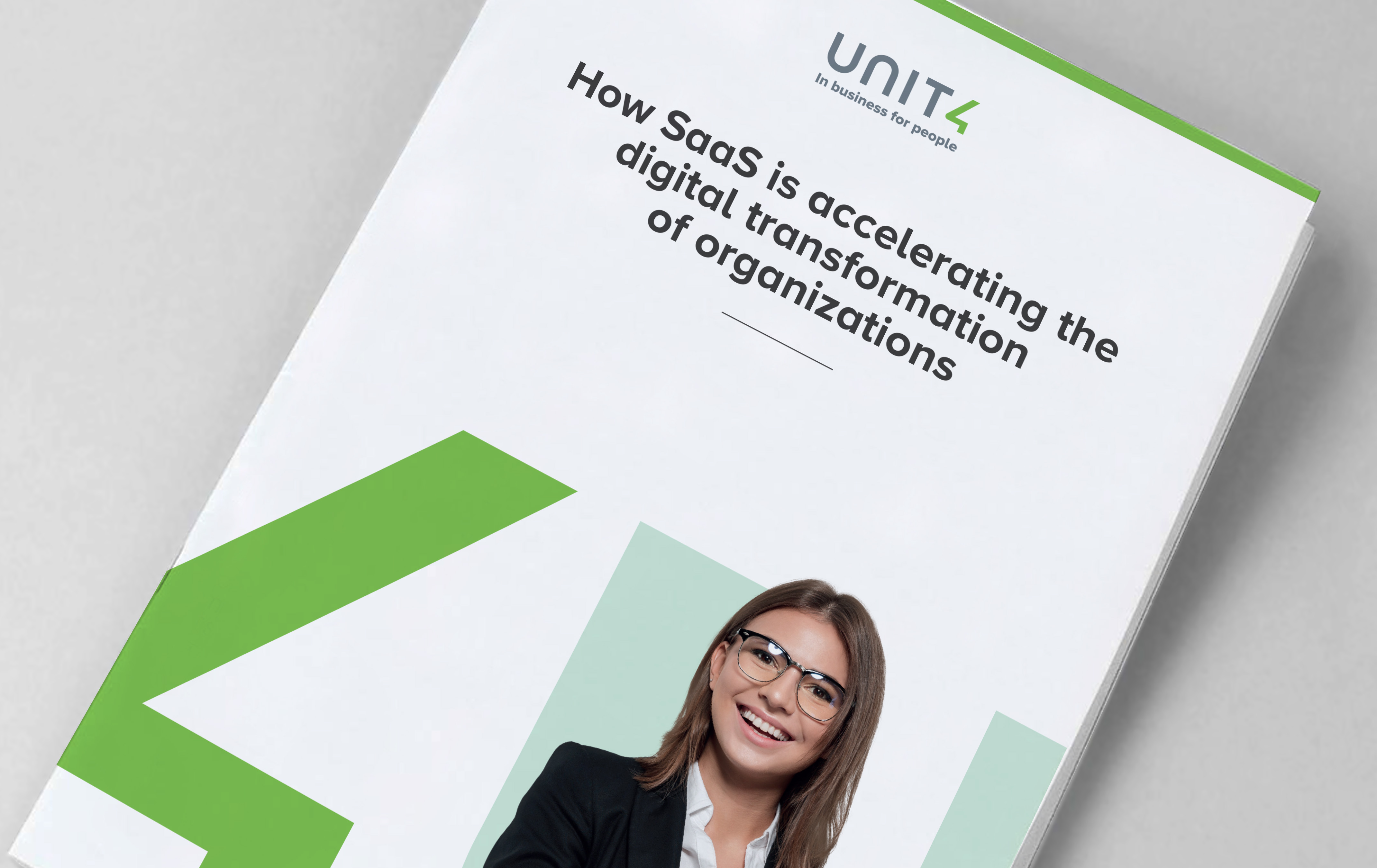 Näin pilvipalvelut  kiihdyttävät digitaalista muutosta  asiantuntijaraportin kansikuva