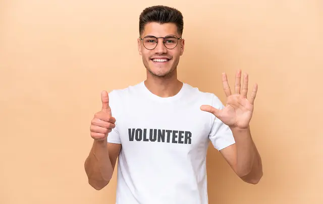 men showing six fingers